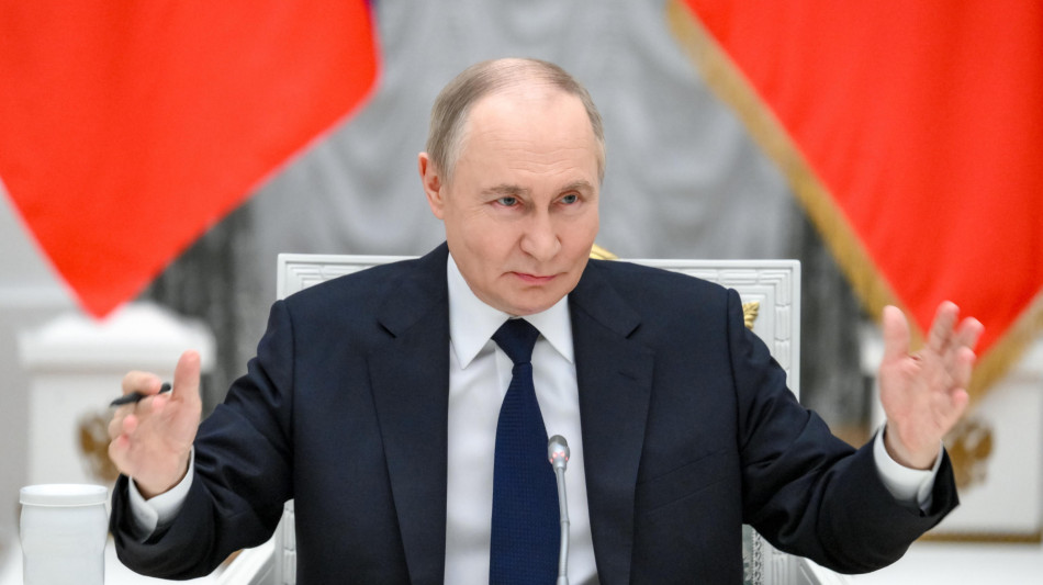 Putin, 'ci hanno costretto all'intervento in Ucraina'