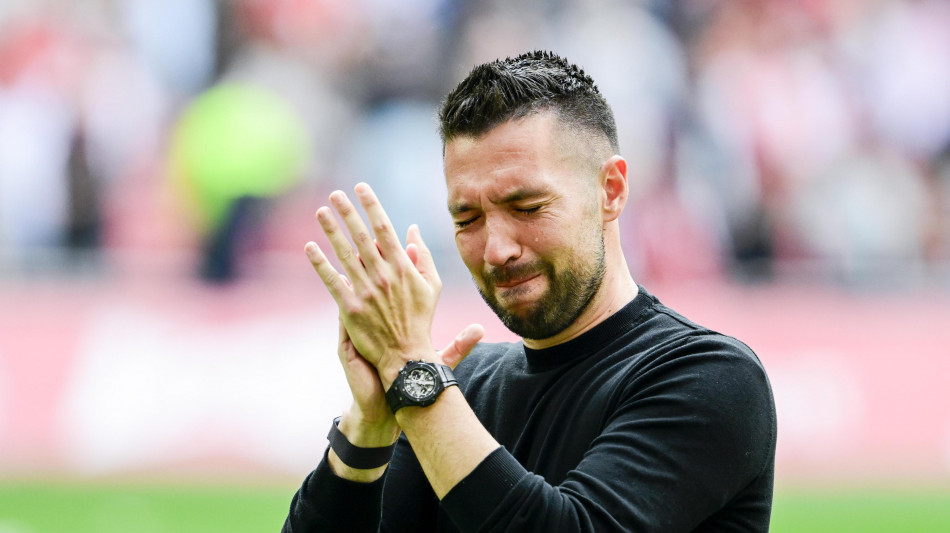 Calcio: un solo anno in panchina, Farioli lascia l'Ajax