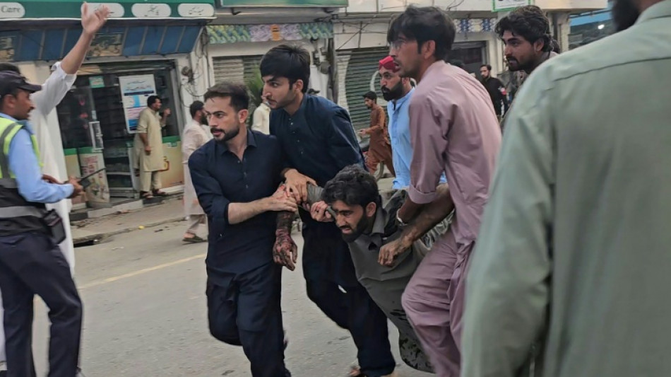  Neun Tote bei Selbstmordanschlag w&auml;hrend Demonstration in Pakistan 