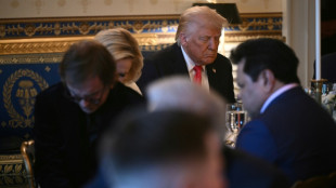 Una jueza ordena descongelar fondos para la transición energética que fueron bloqueados por Trump