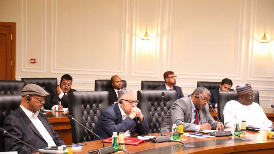  Definiti in Libia i meccanismi per il rimpatrio dei migranti 