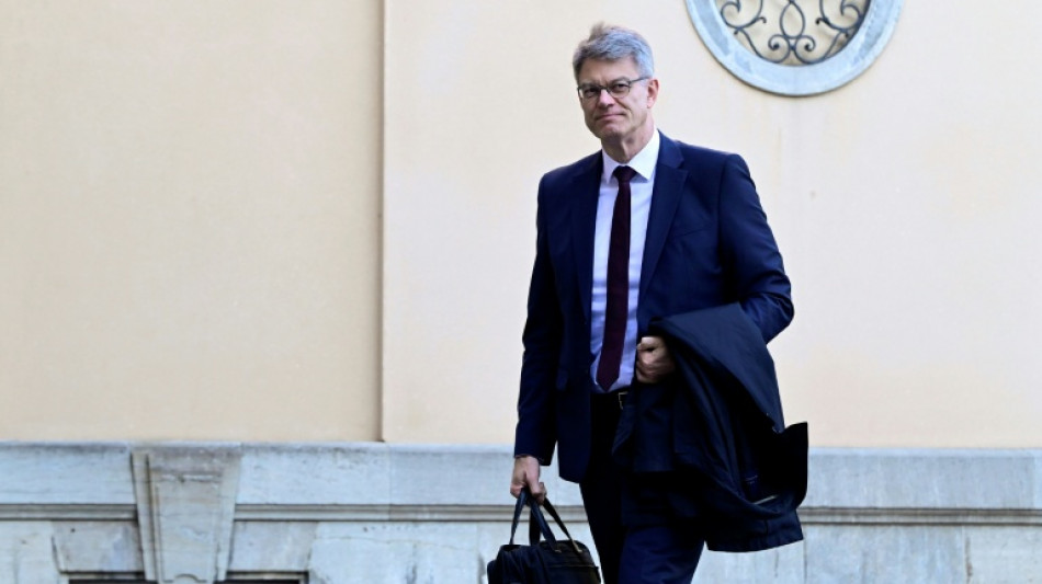 Schnieder erleidet bei Kabinettsklausur Zusammenbruch - Weimer reist ab