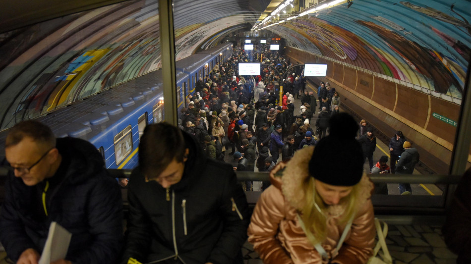  Kiev, 'la capitale sotto attacco russo con missili balistici' 