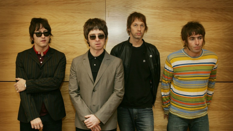 La guitarra que acab&oacute; con el grupo Oasis, a subasta