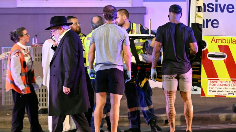  Devastation at Sydney's Bondi beach after deadly shooting 