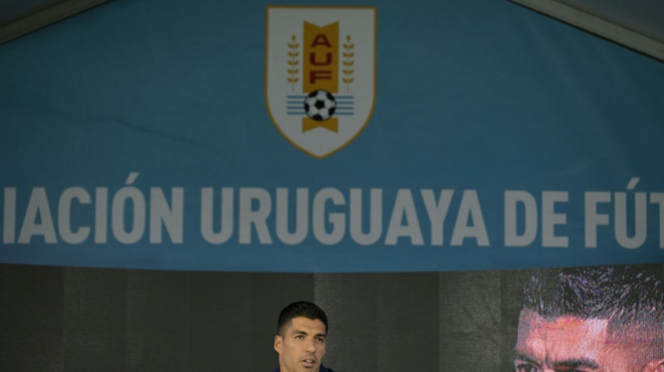 Luis Su&aacute;rez anuncia aposentadoria da sele&ccedil;&atilde;o do Uruguai