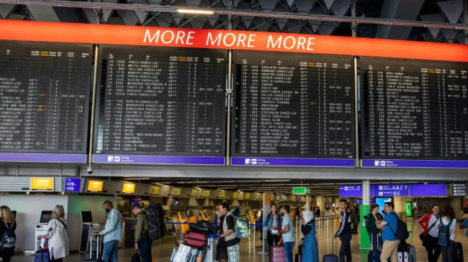El transporte a&eacute;reo alcanz&oacute; casi el 75% de su nivel previo a la crisis del covid-19