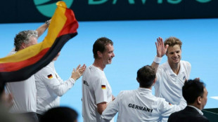Germany, Argentina close in on Davis Cup finals