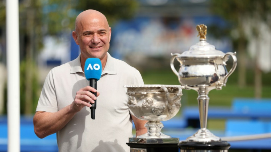 Para Agassi, Djokovic &eacute; o maior tenista de todos os tempos