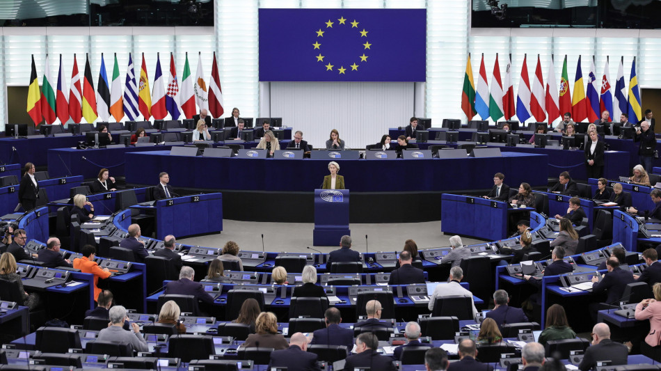 Eurocamera, nessuna cessione di territori ucraini ai russi