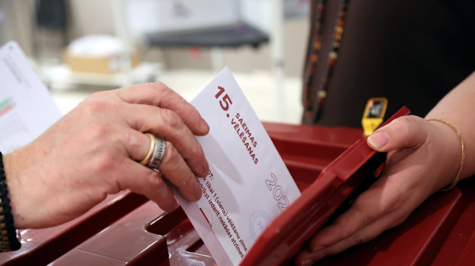  Exit poll Lettonia, 'partito del premier Kulbergs in testa col 35,6% dei consensi' 