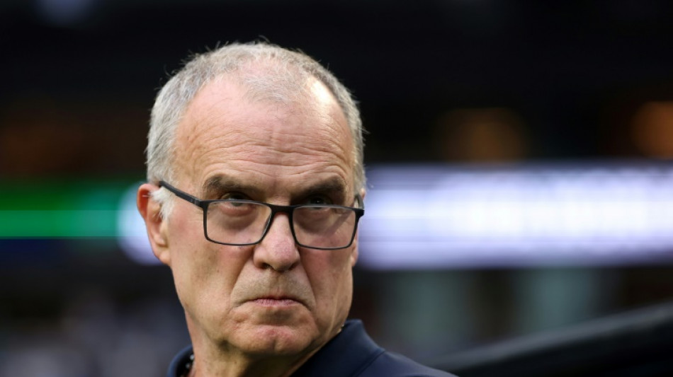 Bielsa-De la Fuente, la noche y el d&iacute;a se citan en el Estadio Guadalajara 