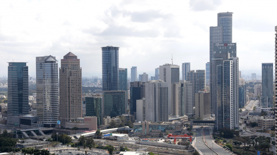 Idf invia nuova allerta rossa in Israele, 'tutti nei rifugi'