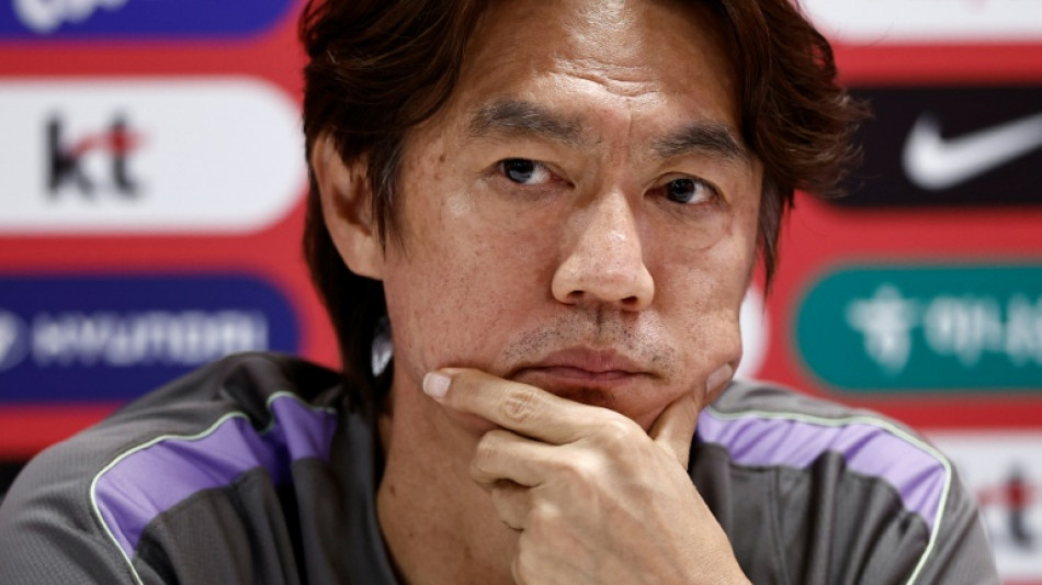  T&eacute;cnico da Coreia do Sul pede demiss&atilde;o ap&oacute;s elimina&ccedil;&atilde;o na Copa do Mundo 