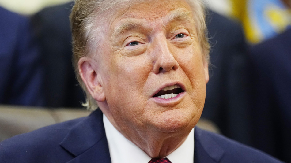  Trump, '&egrave; l'ultima chance per l'Iran di firmare un buon accordo' 