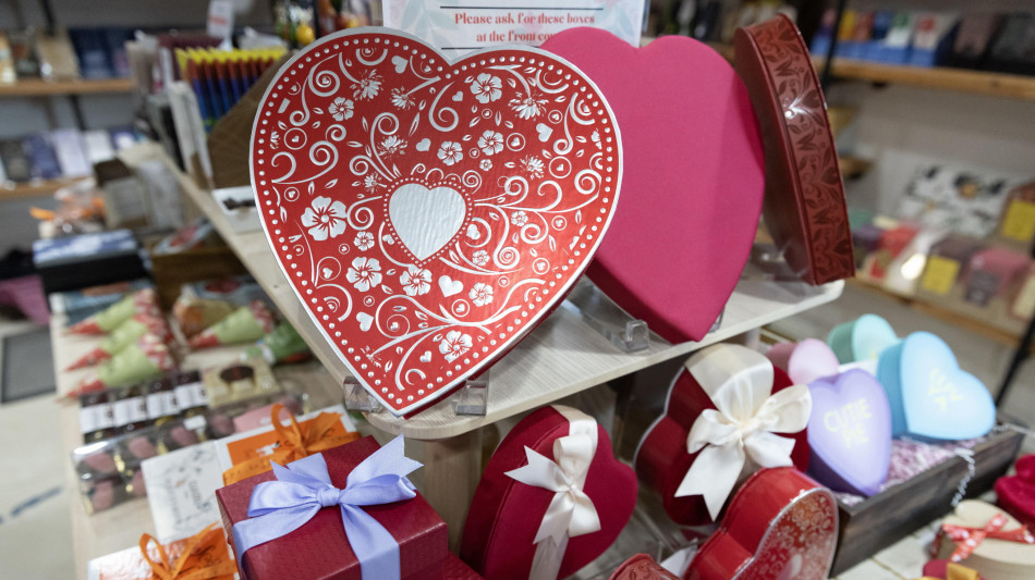 Confesercenti, 'il 58% festeggia San Valentino, giro d'affari oltre 350 milioni' 