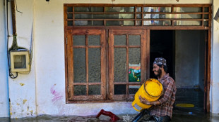 Floods hit Sri Lanka's capital as cyclone deaths top 200