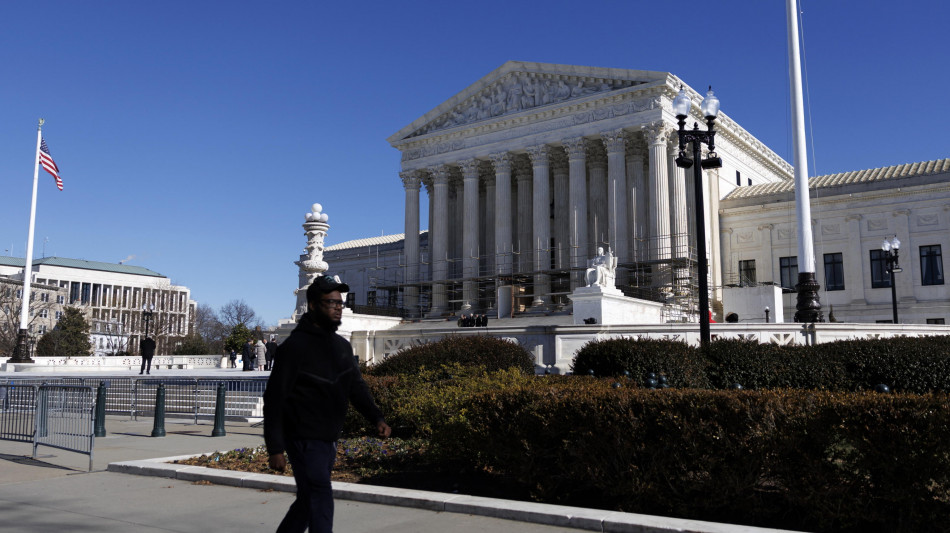  Corte Suprema Usa revoca ancora i limiti a espulsione immigrati verso Paesi terzi 