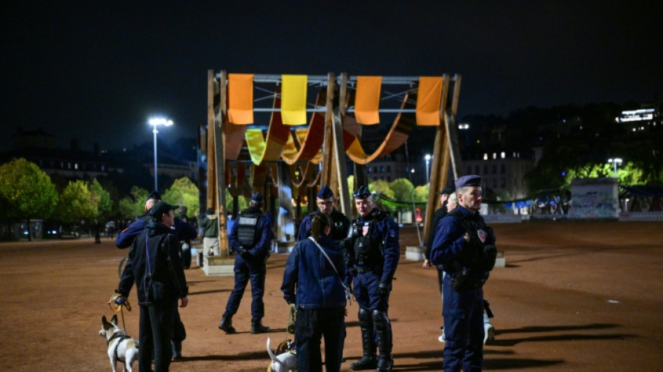  Lecornu: Frankreich verh&auml;ngt weitere Ausgangssperren "wo n&ouml;tig" 