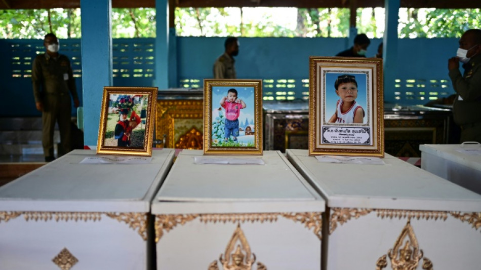 Tres d&iacute;as de funerales en Tailandia por matanza en una guarder&iacute;a