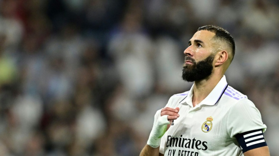 Espagne: le Real accroch&eacute; par Osasuna malgr&eacute; le retour de Benzema, le Bar&ccedil;a nouveau leader