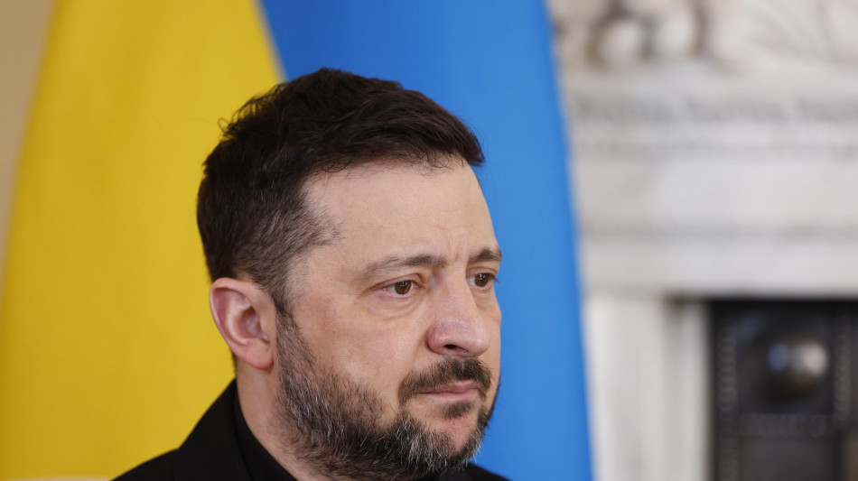  Zelensky, 'ancora incertezza sui 90 miliardi, ma sono fondamentali' 