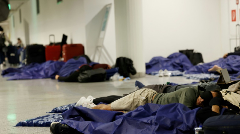 Aeroporto de Munique retoma voos ap&oacute;s segunda suspens&atilde;o por alerta de drones