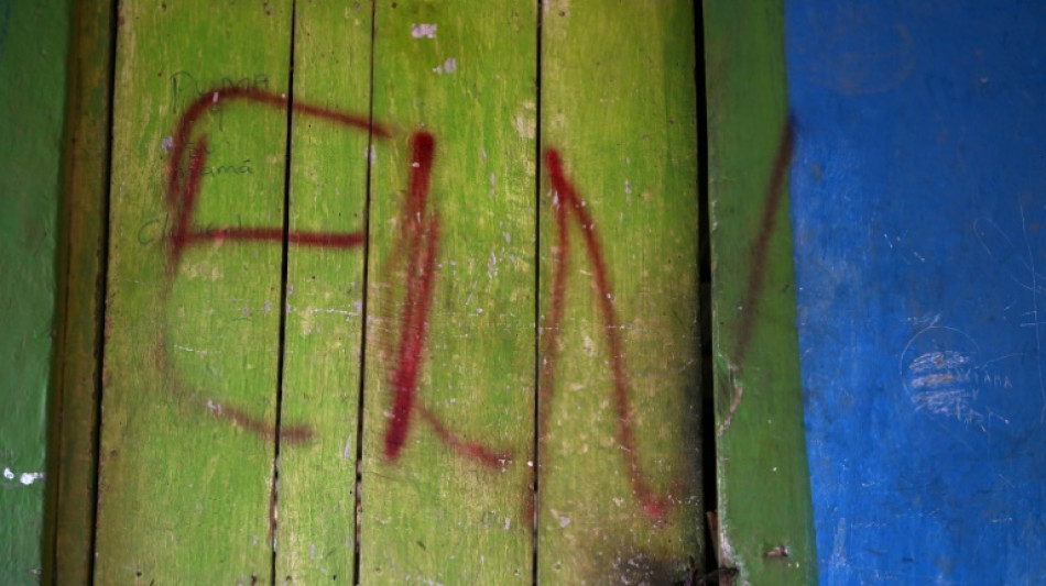 Col&ocirc;mbia e ELN voltam a prorrogar negocia&ccedil;&otilde;es sobre tr&eacute;gua