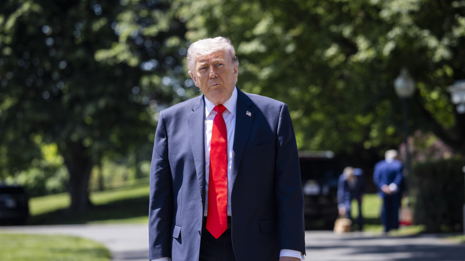  Trump, via a Project Freedom per liberare le navi bloccate a Hormuz 
