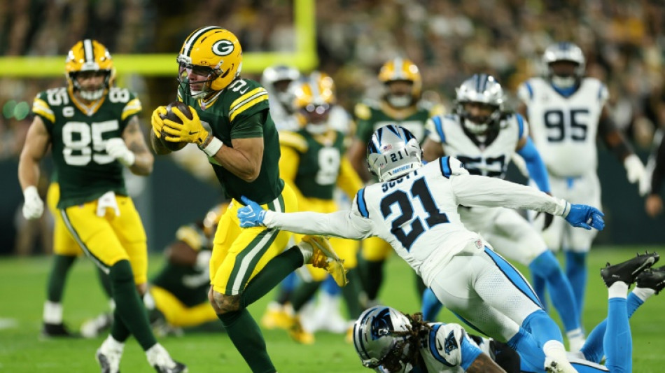  NFL: Packers siegen nach Watson-Schreckmoment gegen Carolina 