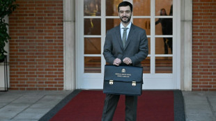 Ryanair lanza una campa&ntilde;a burl&aacute;ndose de un ministro del gobierno de S&aacute;nchez