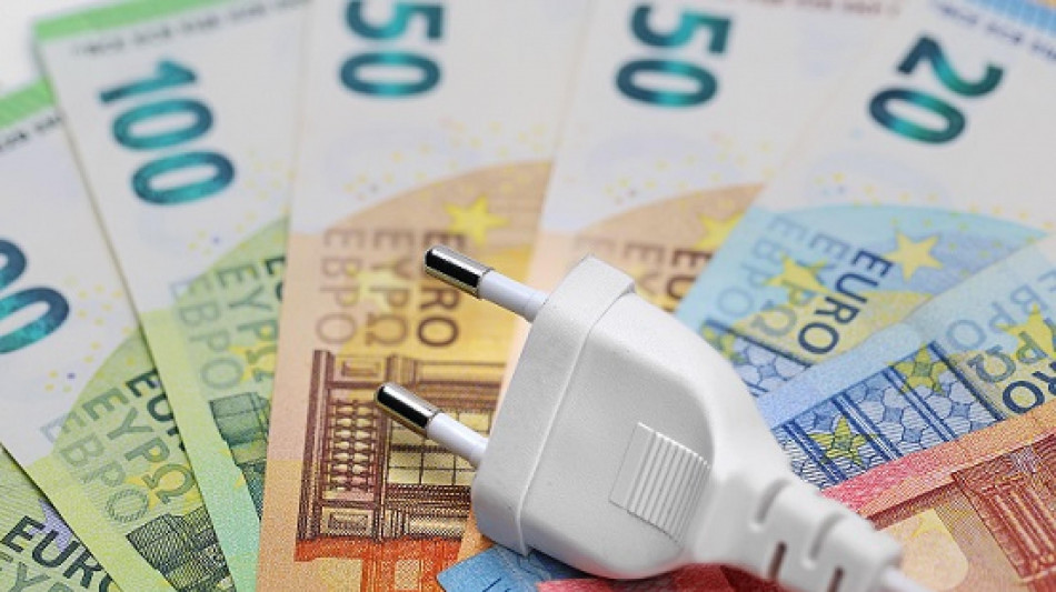 Arera, fino 30/6 elettricit&agrave; a tutele graduali per vulnerabili