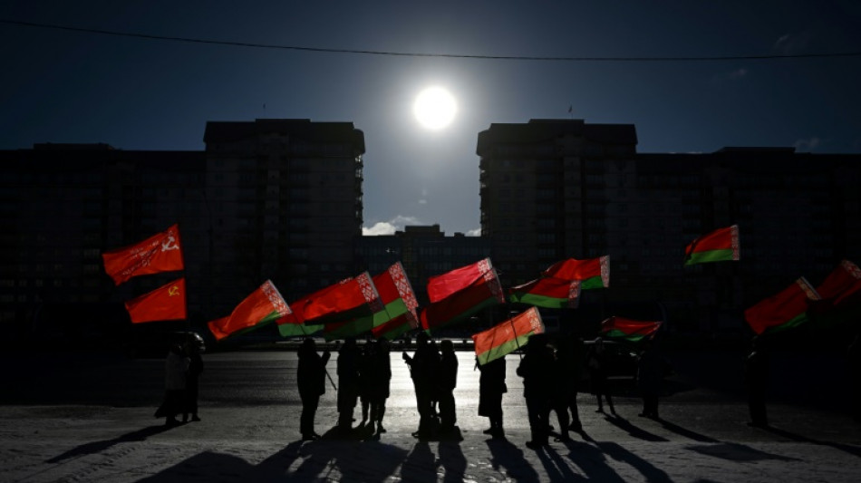 Bielorrusia albergar&aacute; armas nucleares rusas en respuesta a "presiones" occidentales