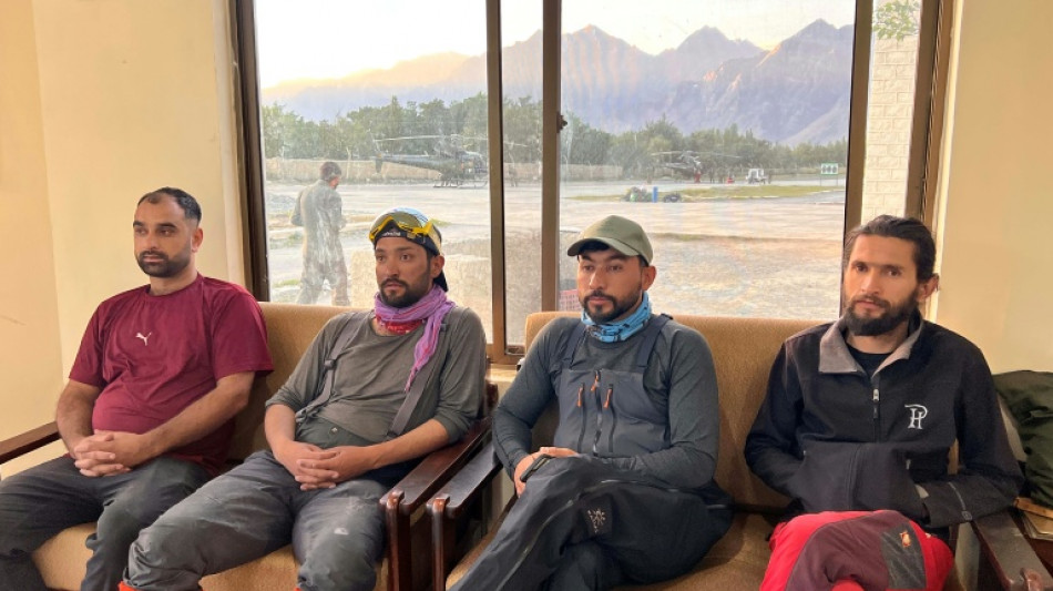  Reanudan la b&uacute;squeda de los monta&ntilde;istas desaparecidos en avalancha en Pakist&aacute;n 