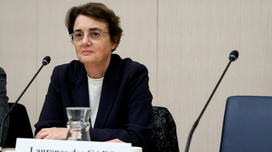  La presidenta del museo del Louvre presenta su dimisi&oacute;n a Macron, que la acepta 