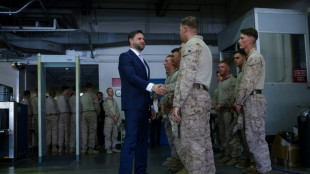 Las tropas enviadas a Los &Aacute;ngeles siguen siendo "necesarias", dice Vance