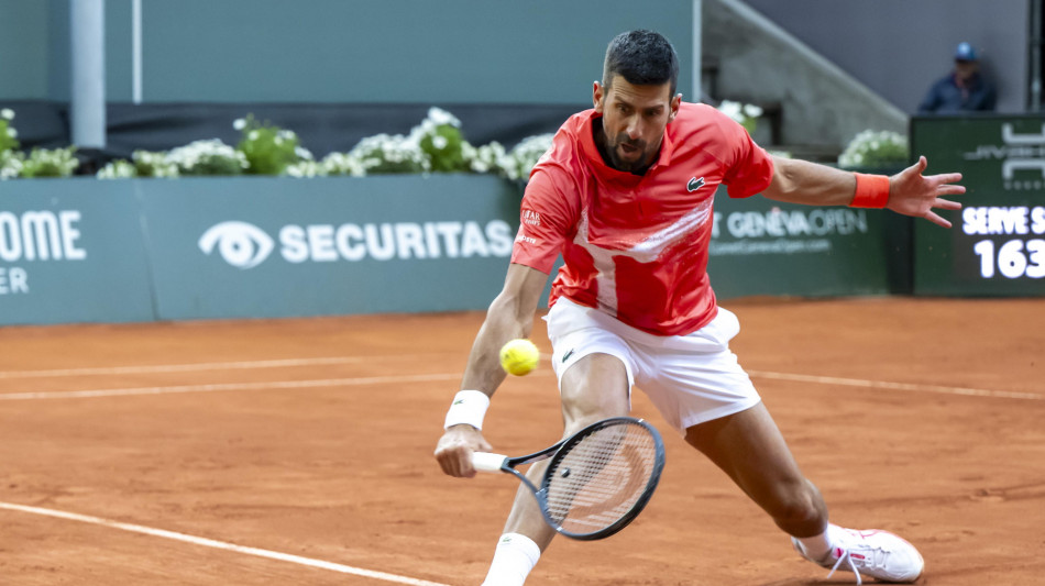 A Ginevra Djokovic batte Arnaldi ed é in semifinale