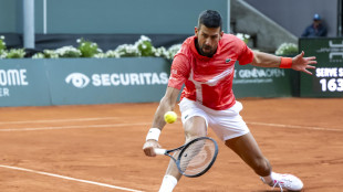 A Ginevra Djokovic batte Arnaldi ed &eacute; in semifinale