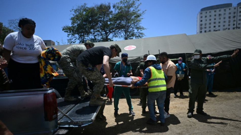  Servi&ccedil;os de sa&uacute;de enfrentam dificuldades para atender afetados por terremotos na Venezuela 