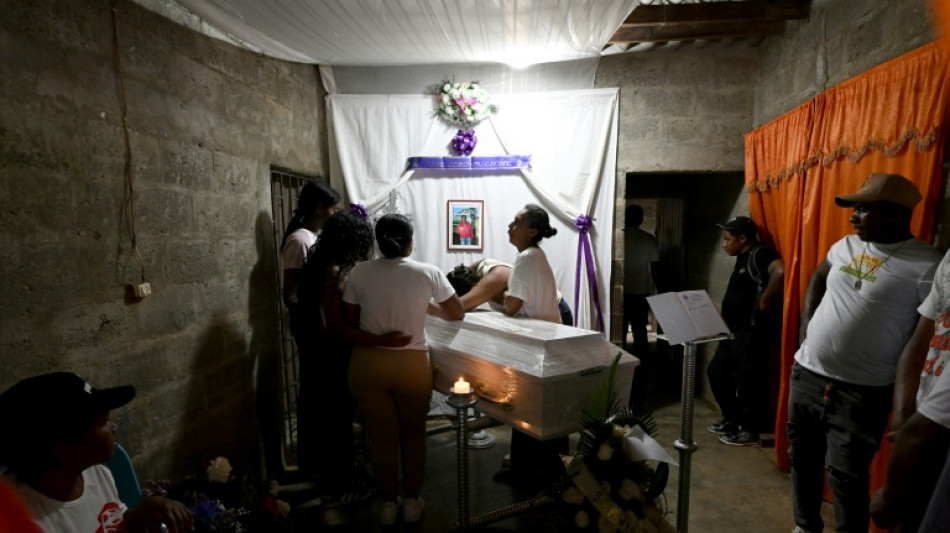  Colombie : "Assez de violence, assez de morts", exhortent les proches des 21 civils tu&eacute;s dans un attentat 