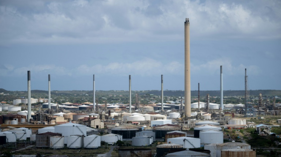 Refinaria de Cura&ccedil;ao reabre com foco no petr&oacute;leo venezuelano