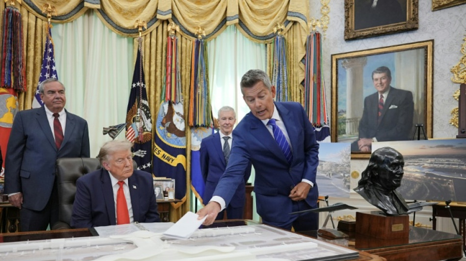  Trump: Internationaler Flughafen Washington soll "bester" der Welt werden 