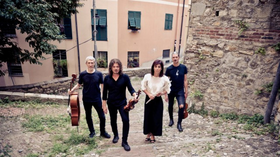  GnuQuartet festeggia 20 anni di musica con De Gregori, Bersani e Sangiorgi 