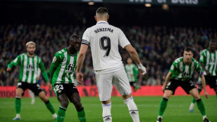 Benzema "estar&aacute; disponible" contra el Liverpool, augura Ancelotti