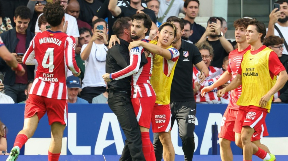  In-form Atletico scrape late win at Espanyol 