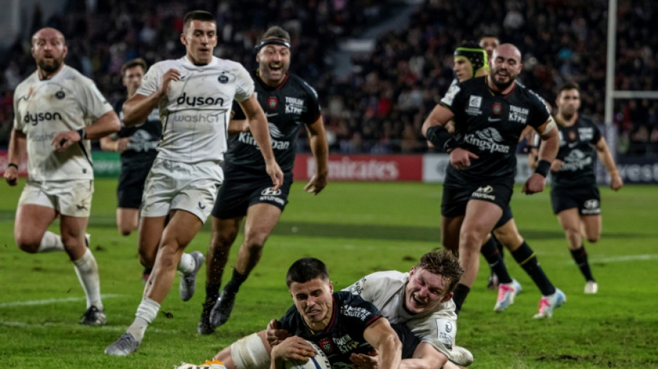  Toulon edge out Bath as Saints, Bears and Quins run riot 