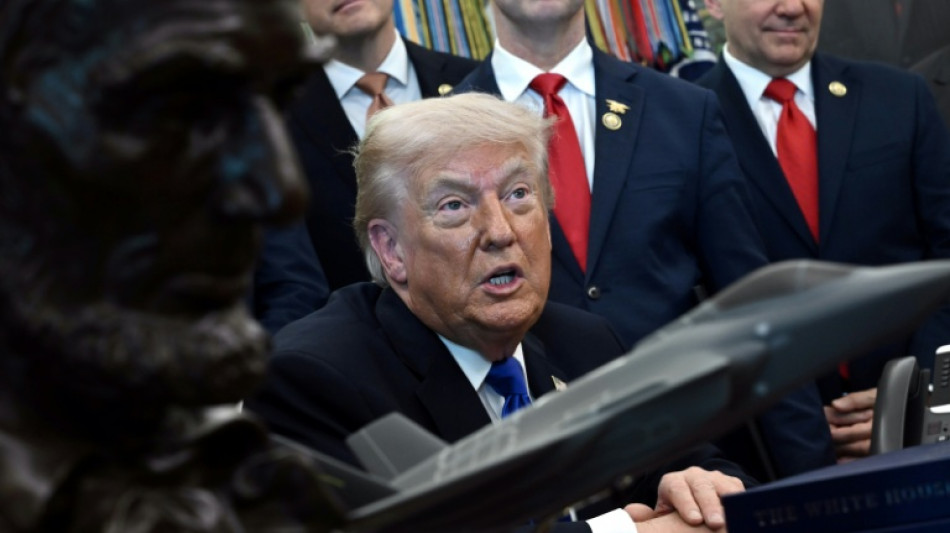  Trump &uuml;bt erneut scharfe Kritik an Merz: "Soll sein marodes Land in Ordnung bringen" 