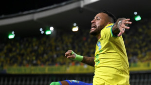 Brasil 'recupera mem&oacute;ria' e Neymar entra para hist&oacute;ria da Sele&ccedil;&atilde;o
