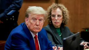 Justi&ccedil;a reduz fian&ccedil;a de Trump, que vai a julgamento em 15 de abril