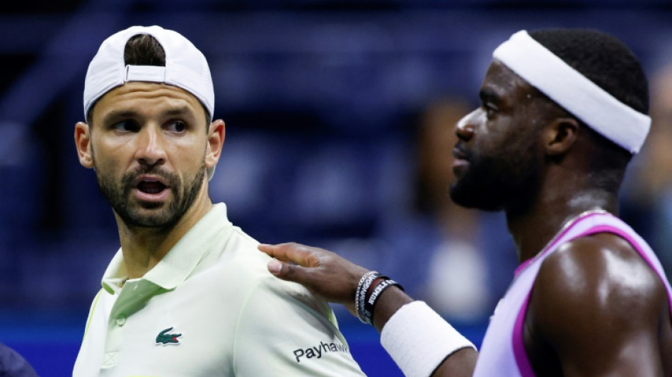 Tiafoe vai &agrave;s semifinais do US Open ap&oacute;s desist&ecirc;ncia de Dimitrov